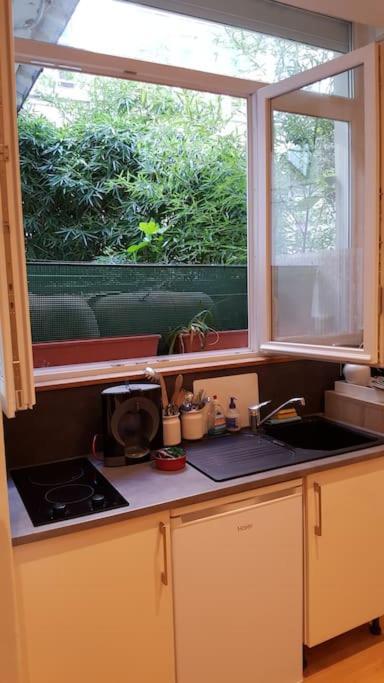 Charming Studio In A Courtyard In Paris Bagian luar foto